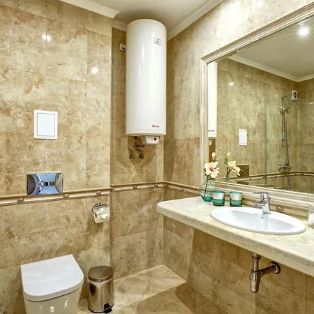 アパート Luxury Center In Grand Karavel ヴァルナ