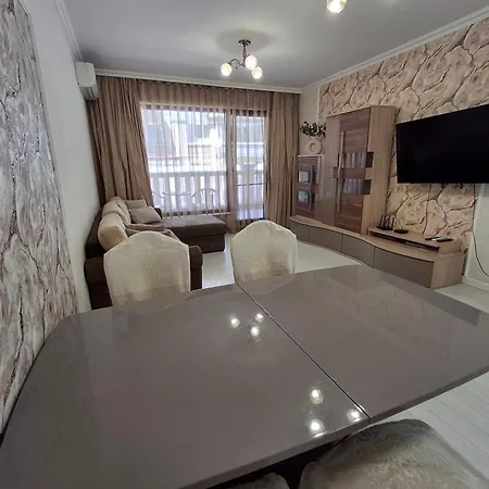 Luxury Center In Grand Karavel アパート