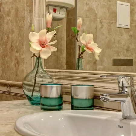 Luxury Center In Grand Karavel Apartmán