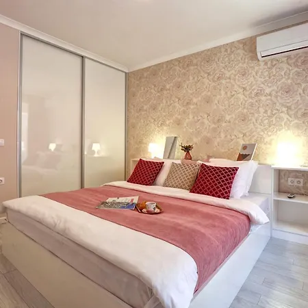Apartmán Luxury Center In Grand Karavel